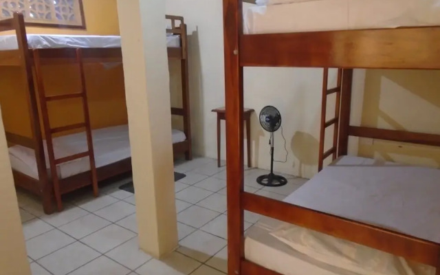 Cardena'S Hostal