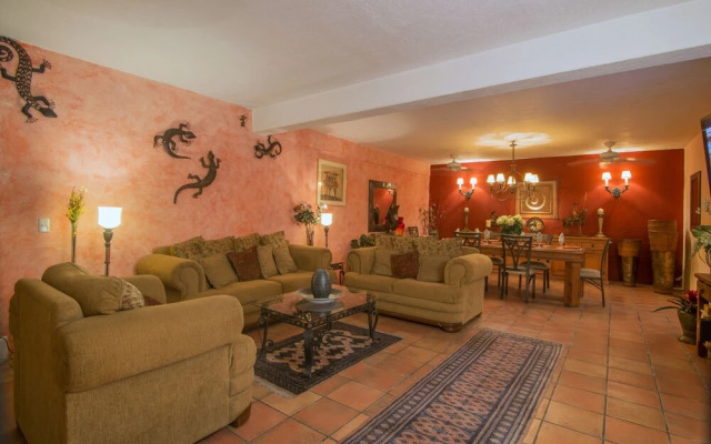 Casa Romance Escondido