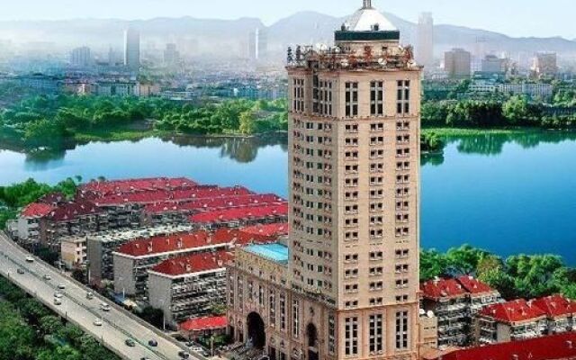 Jihua Hotel