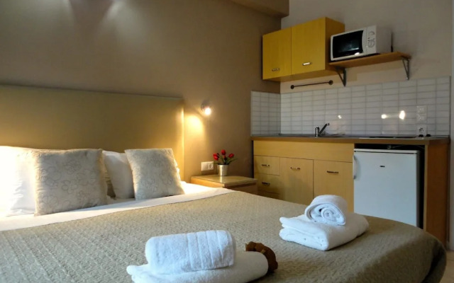 Galini beach studios