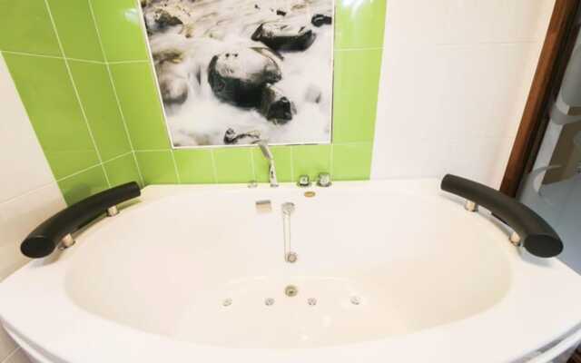 Hanam 1st Business Hotel