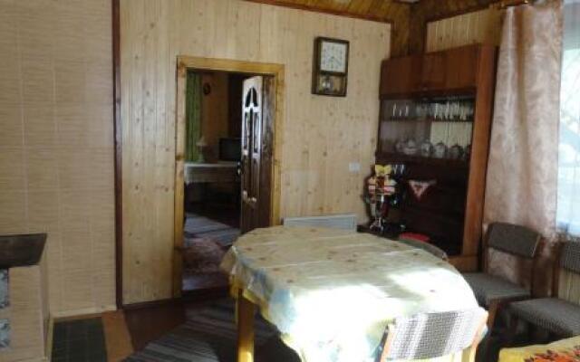 Zatishok Guest House