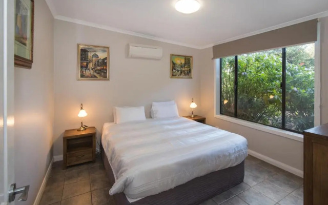 Redgate Forest Retreat