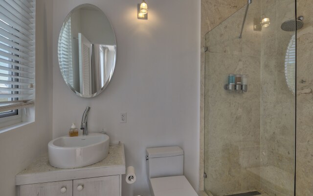La Bougainvillea Hotel and Villas