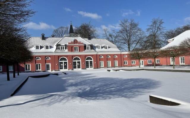 Sterkrade 1 Comfortable Holiday Residence
