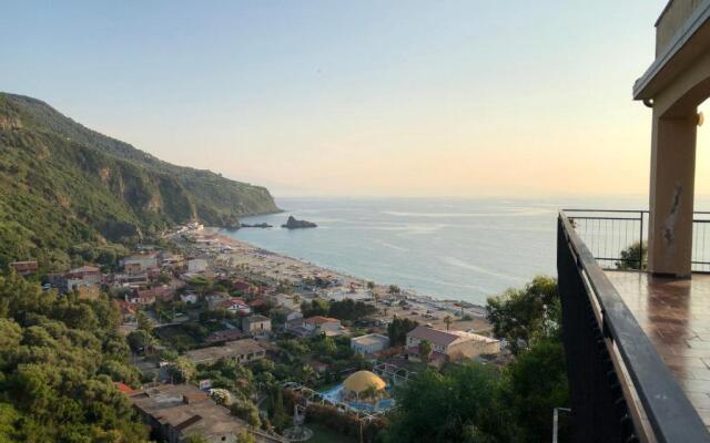 La Terrazza sul Mare