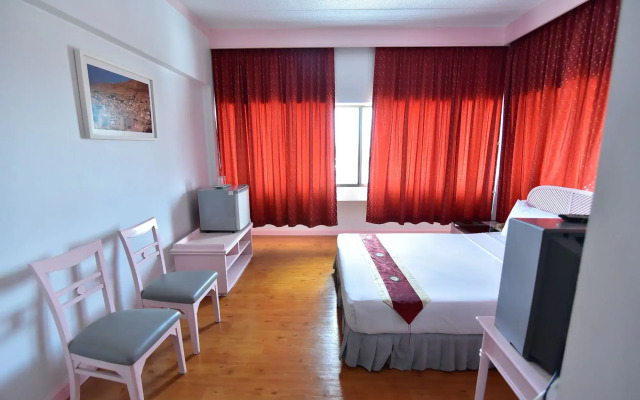 Thumrin Hotel