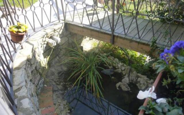 Apartamentos Rurales La Güertona