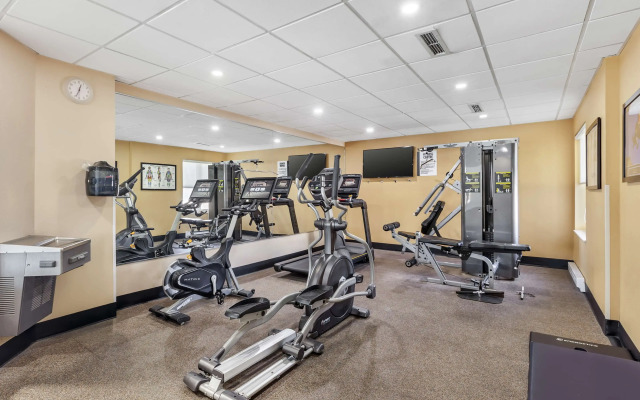 Best Western Plus Executive Inn