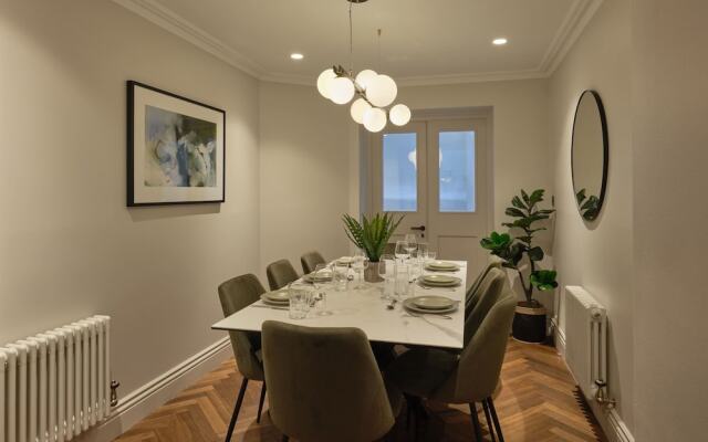 Mayfair Darley House by Viridian Apartments