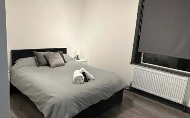 Modern 2 Bed Near Turf Moor Football Stadium