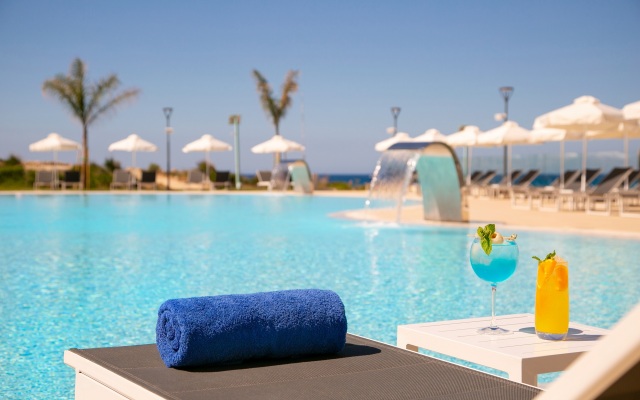Nissiblu Beach Resort