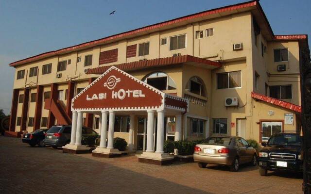 Labi Oasis Hotel