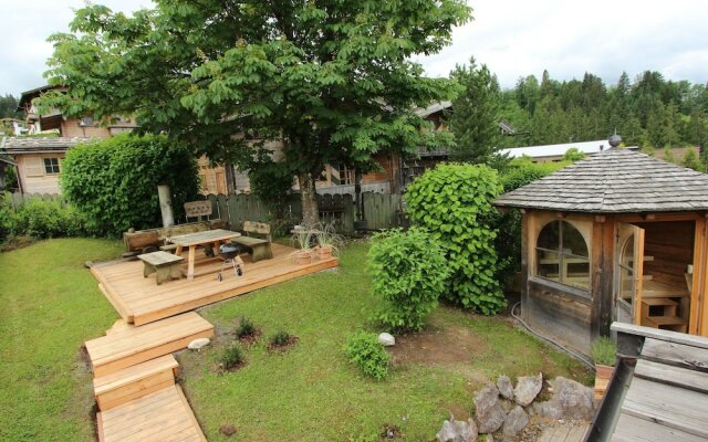 Attractive Chalet Right on the Piste With Sauna