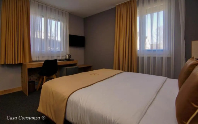 Casa Constanza Hotel Garni