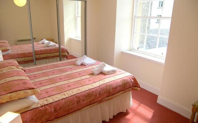 Royal Mile, Edinburgh - 2 Bedroom Apartment