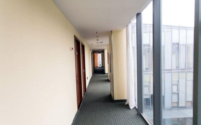 Hanting Hotel (Suzhou Industrial Park Jinji Lake L