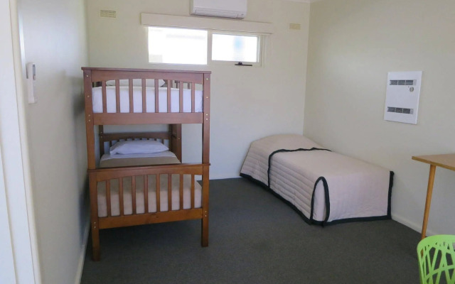 Shifting Sands Motel