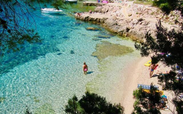 Apartments Petrovac