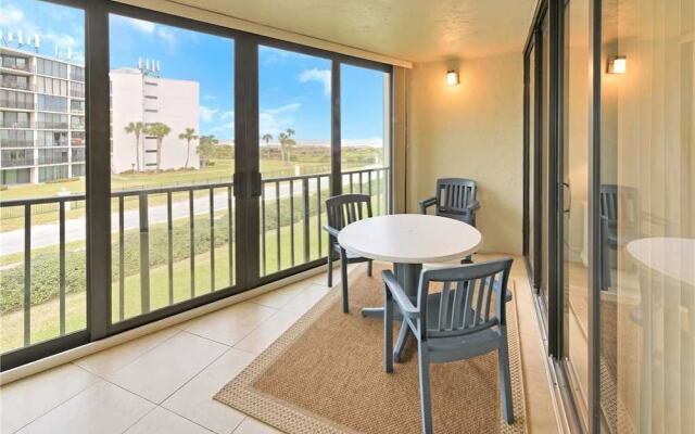 Captains Quarters 218 - Two Bedroom Condo