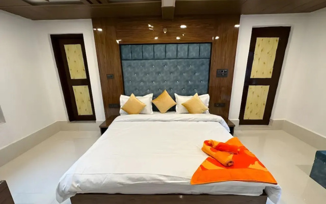 Shabnam Resort