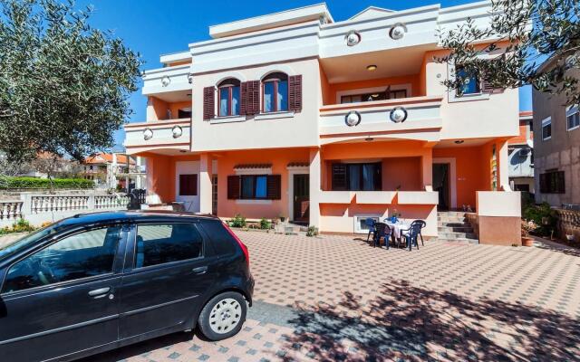 Brane - Free Parking - A1 Barbara