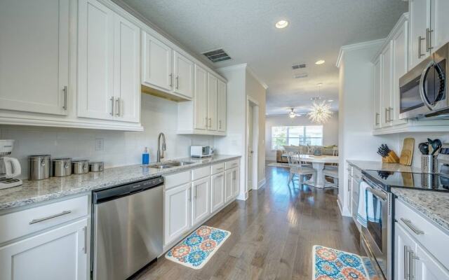 Beach Escape One - Luxury Townhome