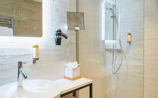 Mercure Avignon Gare TGV