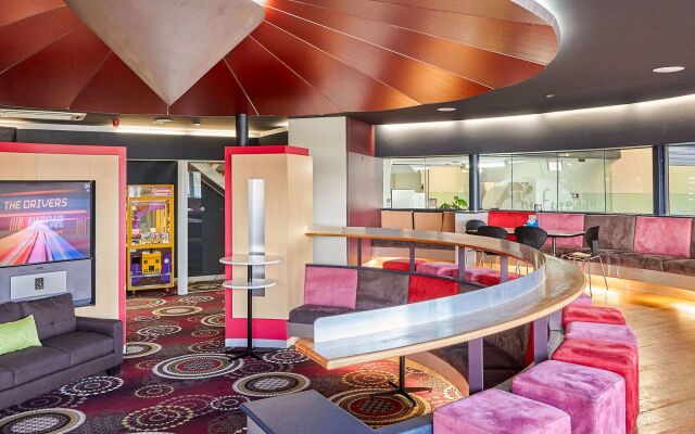 Foreshore Hotel