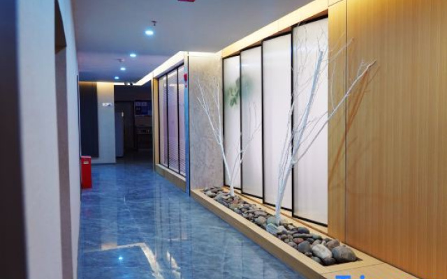 Zhishang Business Hotel
