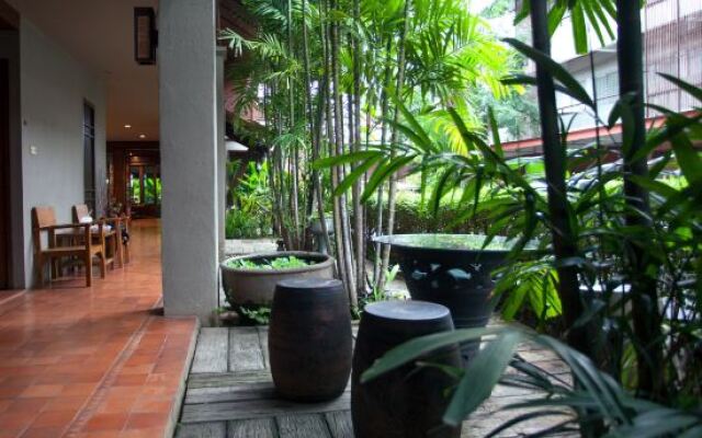 Lamphun Garden Home