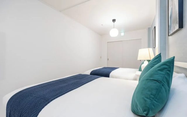 Trinity Gold – Guest Rooms – Osaka