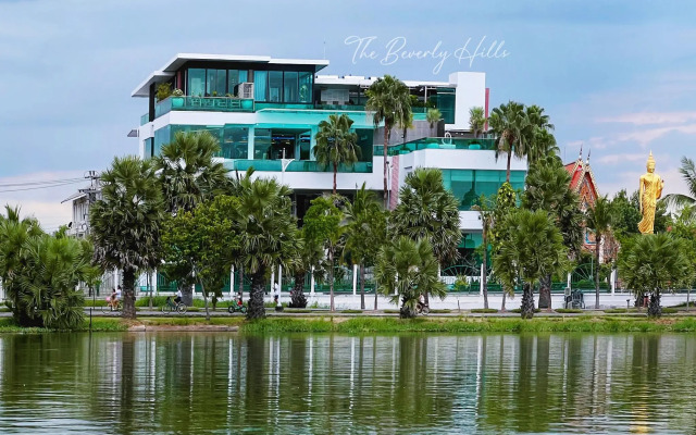 The Beverly Hills