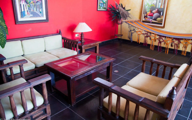 Hotel Camino Maya