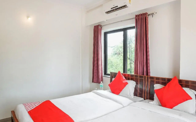 Capital O 15654 Hotel Gajanan Pride