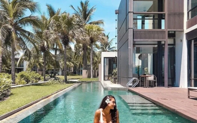 Beachfront Villa in Danang Resort & Spa