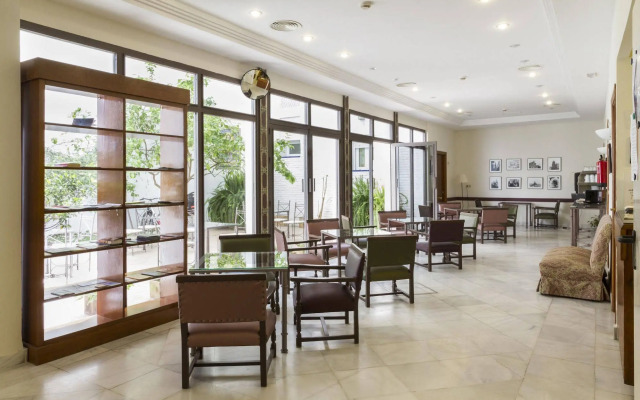Hotel Alcántara