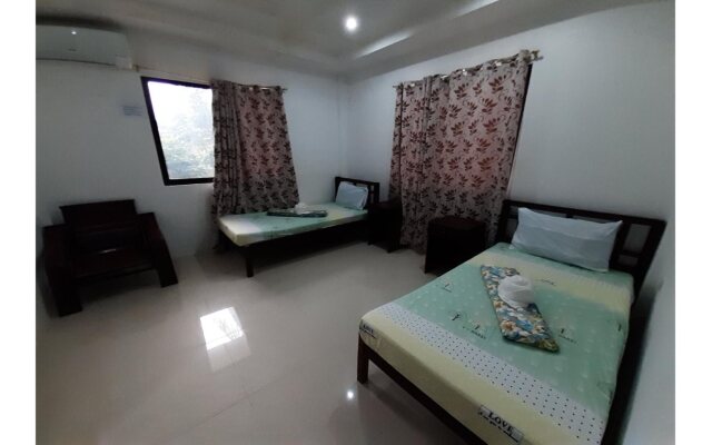OYO 502 Roberto's Resort