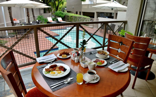 Courtyard Hotel Sandton