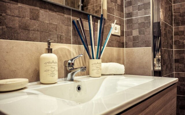 Renewed, Spacious Flat/6 Guests/termini Station