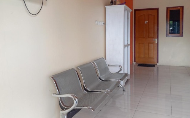 Jessy Homestay Lolak