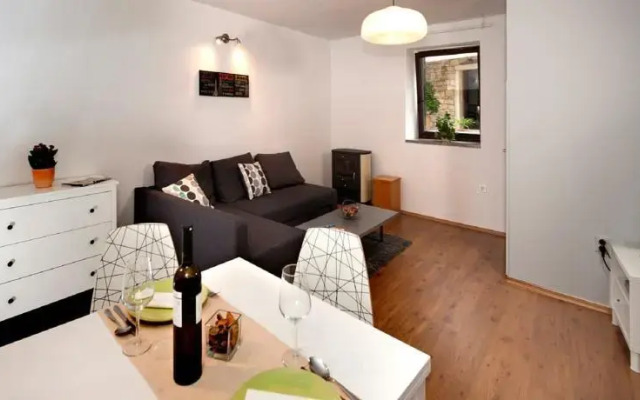 Apartments Grebac 121