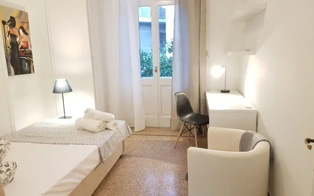 Erra - Aegean - Neoclassical - Athens Center,200m²,5 BD,2.5 BATH