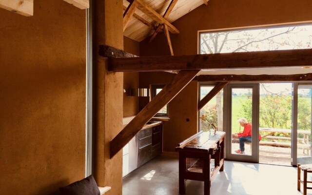 In het huis van Jo Daggert