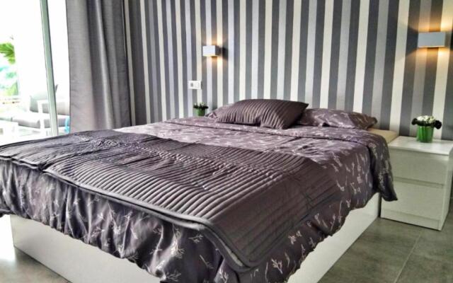 Luxury renevapartment island village