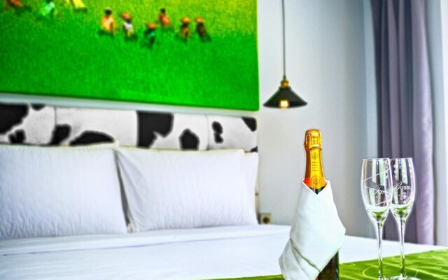 The One Hotel