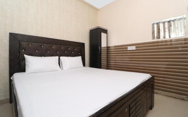 Oyo Flagship 701061 Hotel Arya