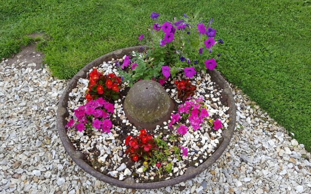 Yapham Holds Farmhouse