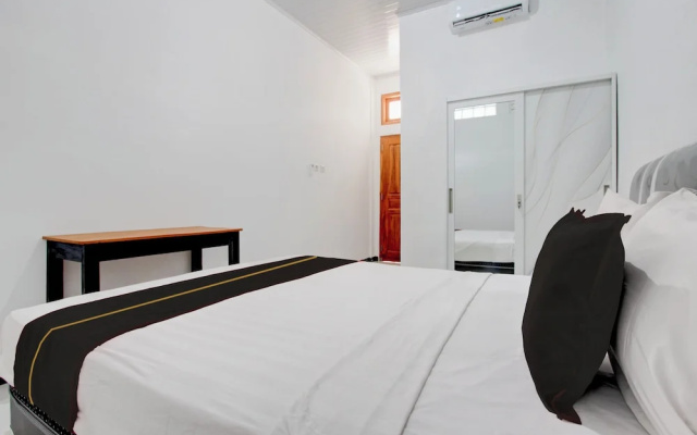 Hotel O near Plaza Ambarukmo formerly – Guest Rooms – Banguntapan