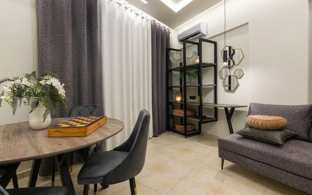 Mouria Studios & Apartments